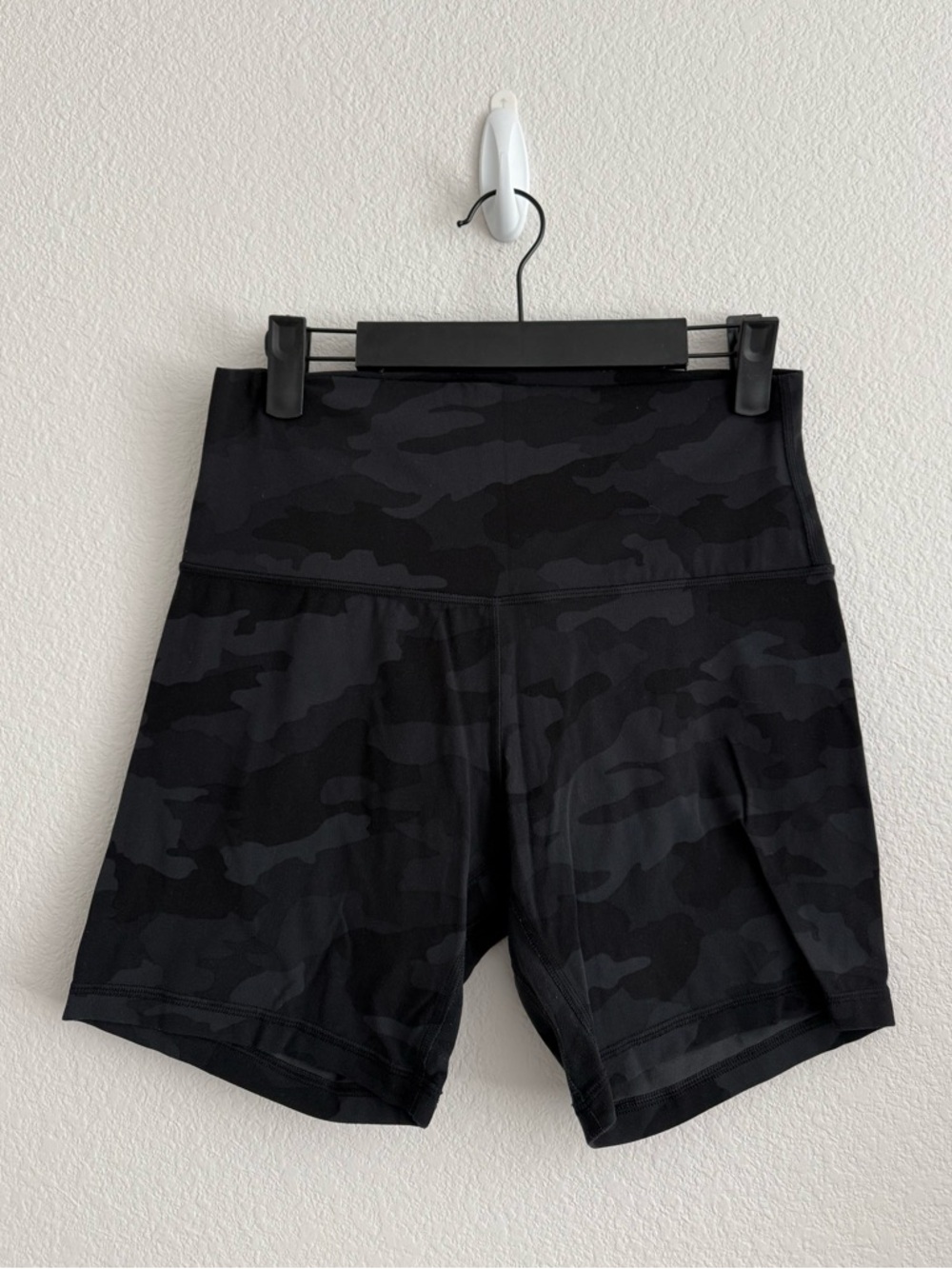 Lululemon Align 6” Biker Shorts